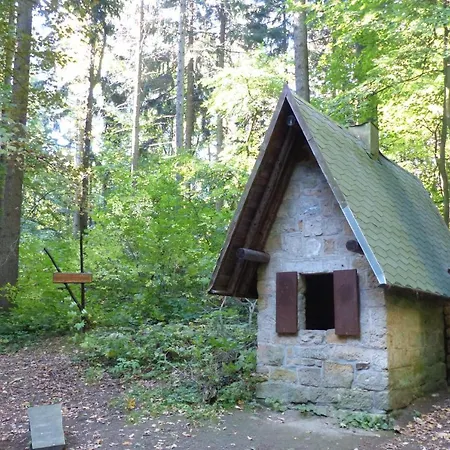 Dreiseitenhof Kuenzel