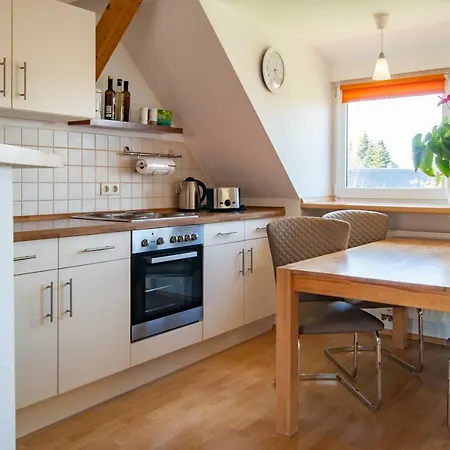 Dreiseitenhof Kuenzel *