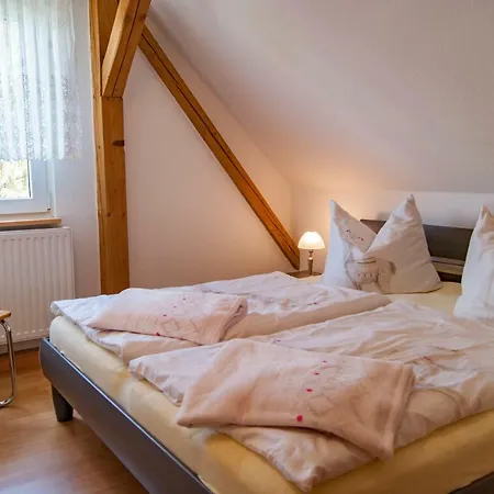 Dreiseitenhof Kuenzel