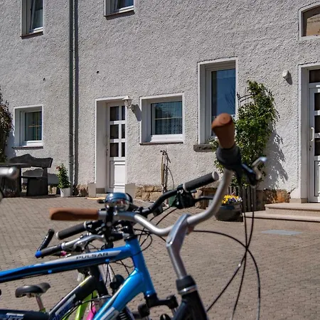 Dreiseitenhof Kuenzel דירה