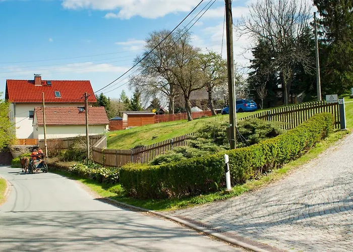 Dreiseitenhof Kuenzel * Tharandt