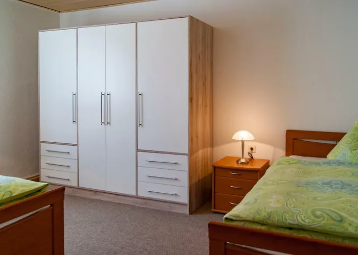 Dreiseitenhof Kuenzel * Tharandt